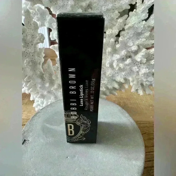 🌸🌸Host Pick🌸🌸Bobbi Brown Luxe Lipstick ~ Brownstone (114) ~NEW in box! - Picture 6 of 13